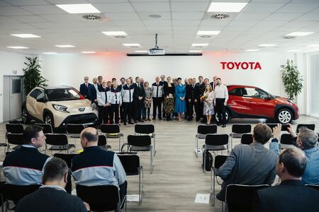 Pierwsza Toyota Aygo X wyprodukowana w fabryce Toyoty w Czechach